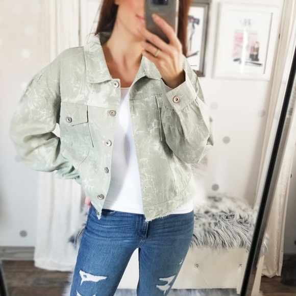 Sage Tie Dye Denim Cropped Jacket Lightweight Fall Button Up Jacket - Picture 3 of 10